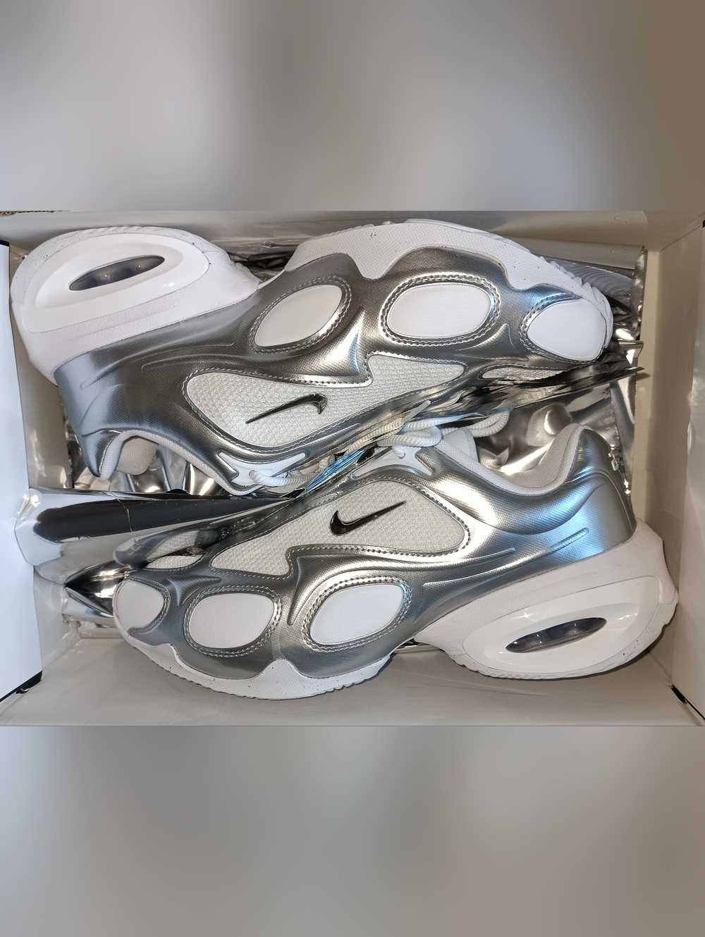 Nike Air Max Muse Running Sneakers Space Age Silver & White New In Box